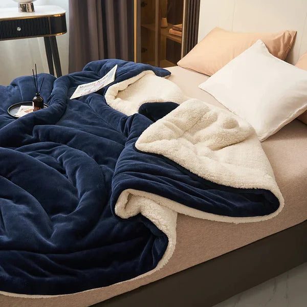 SoftHug™ - Luxurious warm fleece blanket - Your New Favorite Blanket