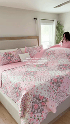 Patchwork Floral Quilt Set – Soft Cotton Bedspread with Pillowcases