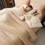 Luxury Fleece Blanket – Soft Warm Plush Throw for Bed & Sofa Grab3