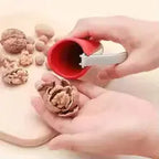 Manual Nutcracker – Easy Handheld Nut Cracker for Walnuts & Hazelnuts Grab3