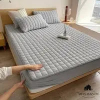 Quilted Mattress Pad – Soft Breathable Mattress Topper with Fitted Skirt Grab3