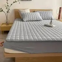 Quilted Mattress Pad – Soft Breathable Mattress Topper with Fitted Skirt Grab3